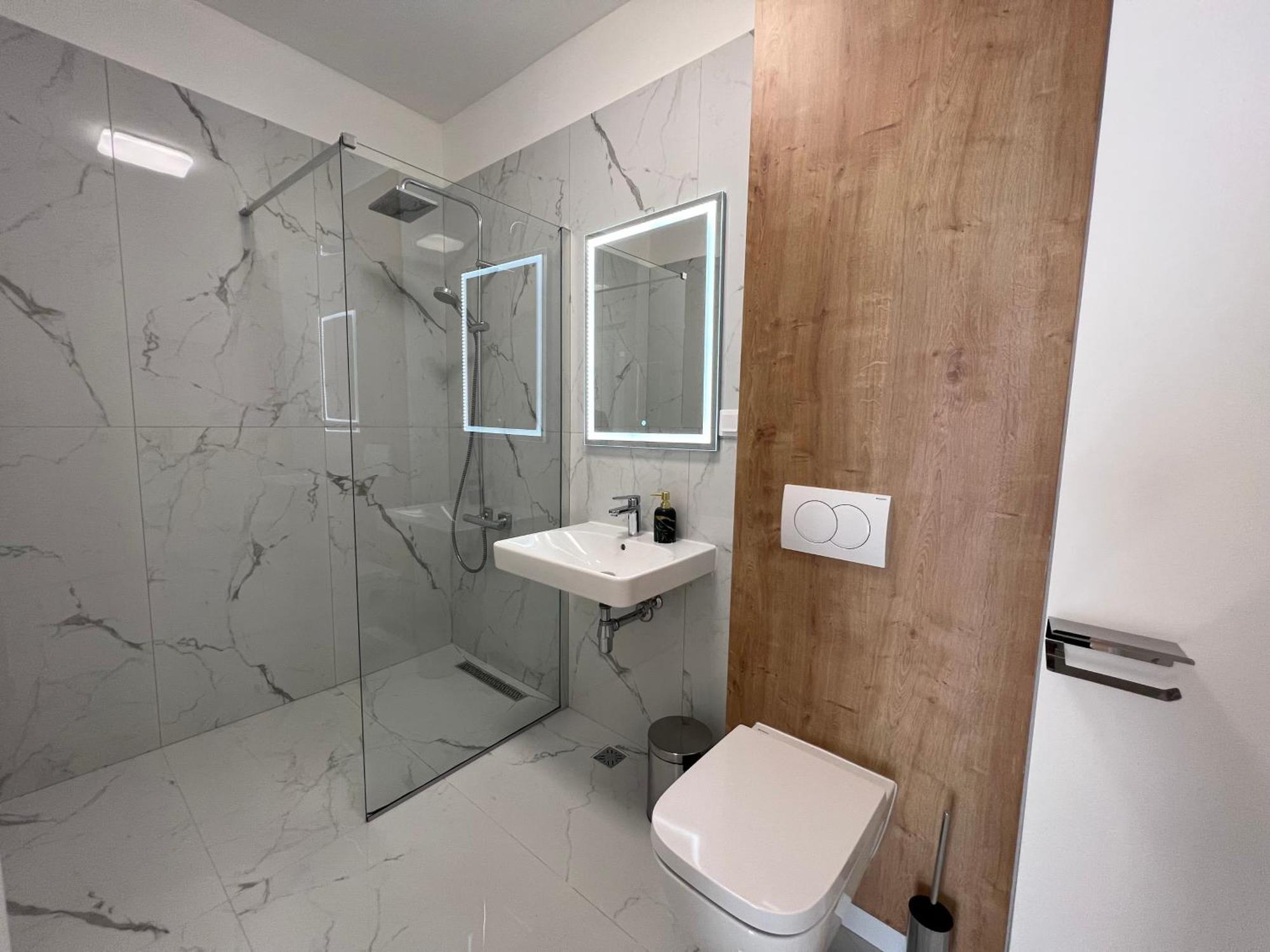 Exit Aparthotel Floresti  Ngoại thất bức ảnh