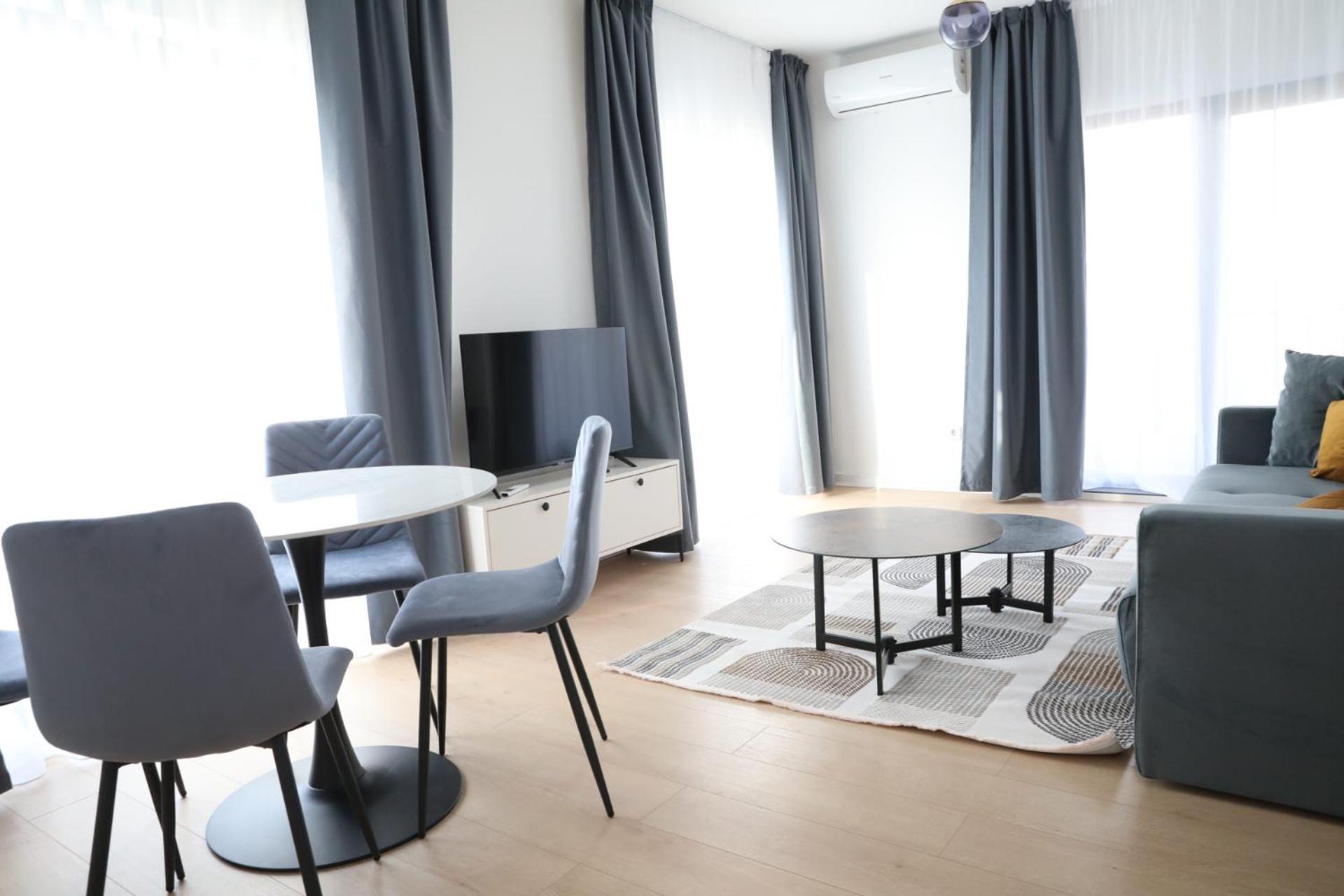 Exit Aparthotel Floresti  Ngoại thất bức ảnh